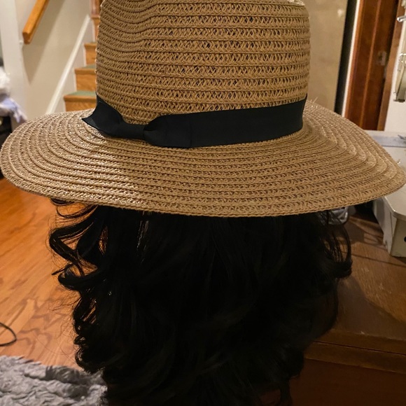Hat - Picture 2 of 6